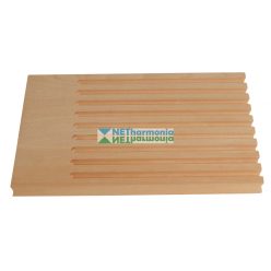   WOODEN BAKY vágódeszka: vágóráccsal és morzsarekesszel, tálalódeszkának is használható, bükkfából készült 