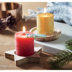   Fából készült dekoratív tartó vanília illatú gyertyával